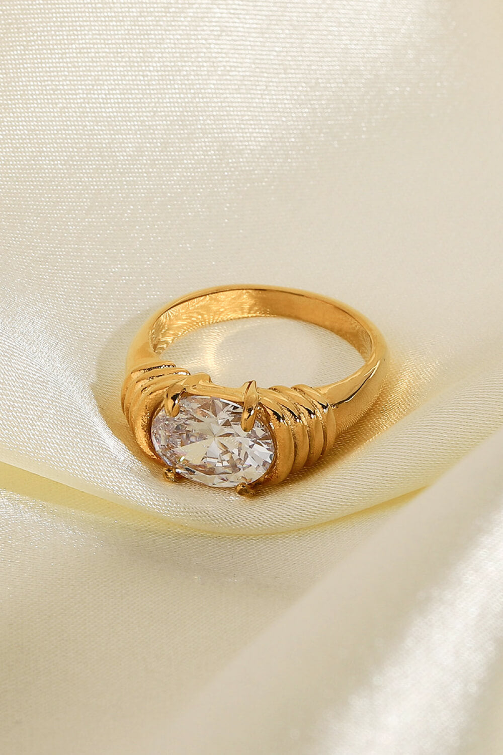 18K Gold Plated Zircon Ring Print on any thing USA/STOD clothes