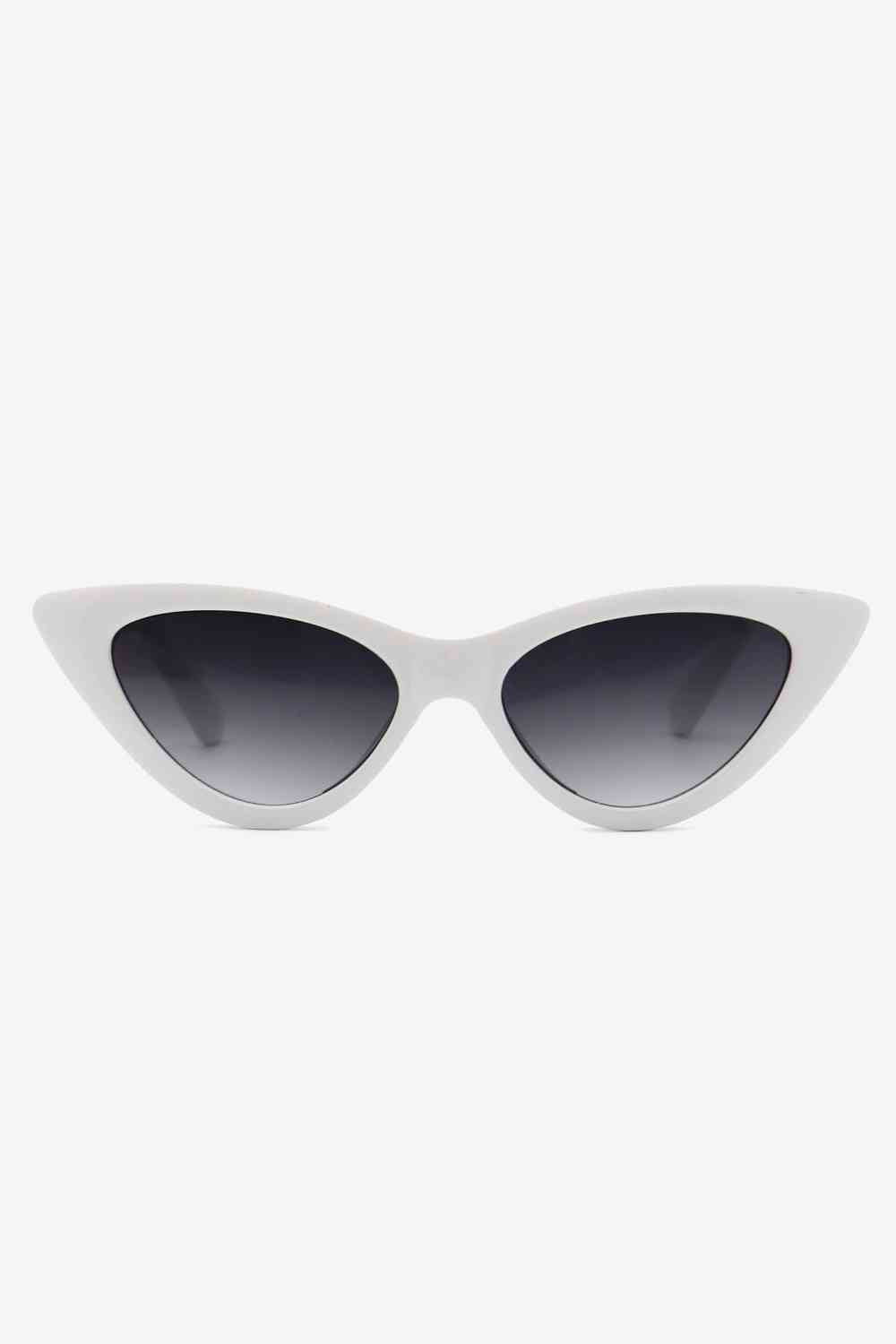 Chain Detail Cat-Eye Sunglasses Print on any thing USA/STOD clothes