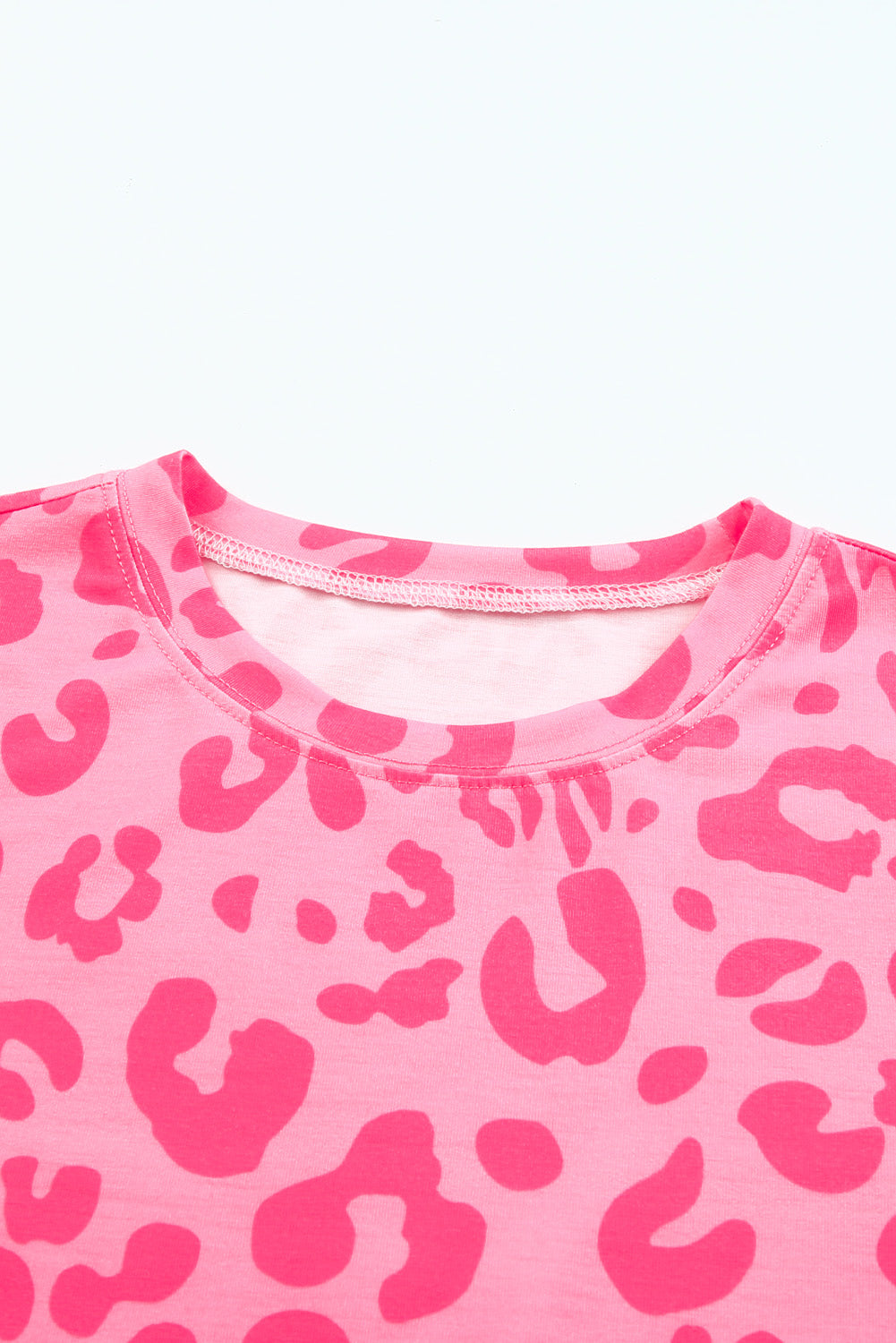 Leopard Round Neck Tee Print on any thing USA/STOD clothes