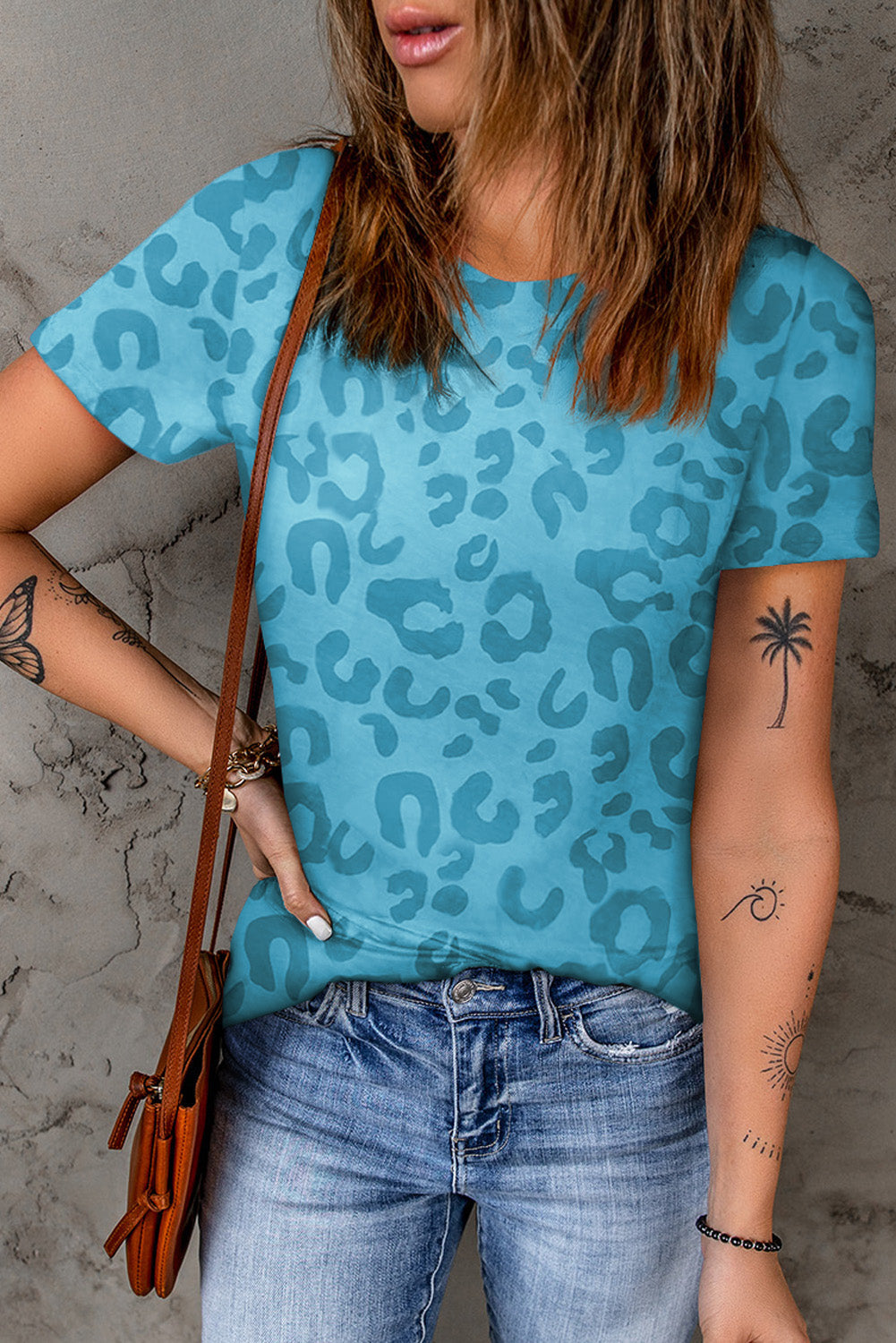 Leopard Round Neck Tee Print on any thing USA/STOD clothes
