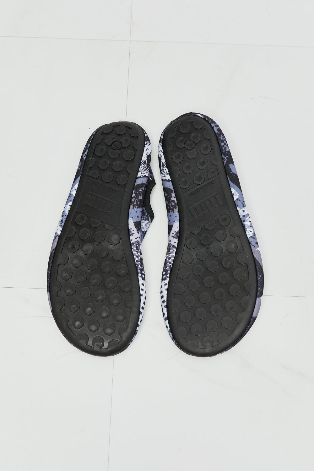 MMshoes On The Shore Water Shoes in Black Pattern Print on any thing USA/STOD clothes