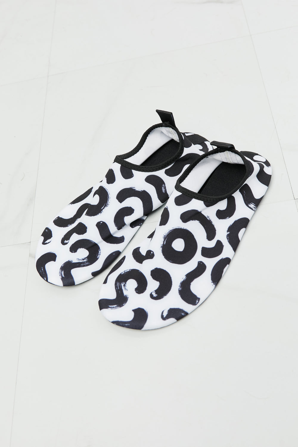 MMshoes On The Shore Water Shoes in White Print on any thing USA/STOD clothes