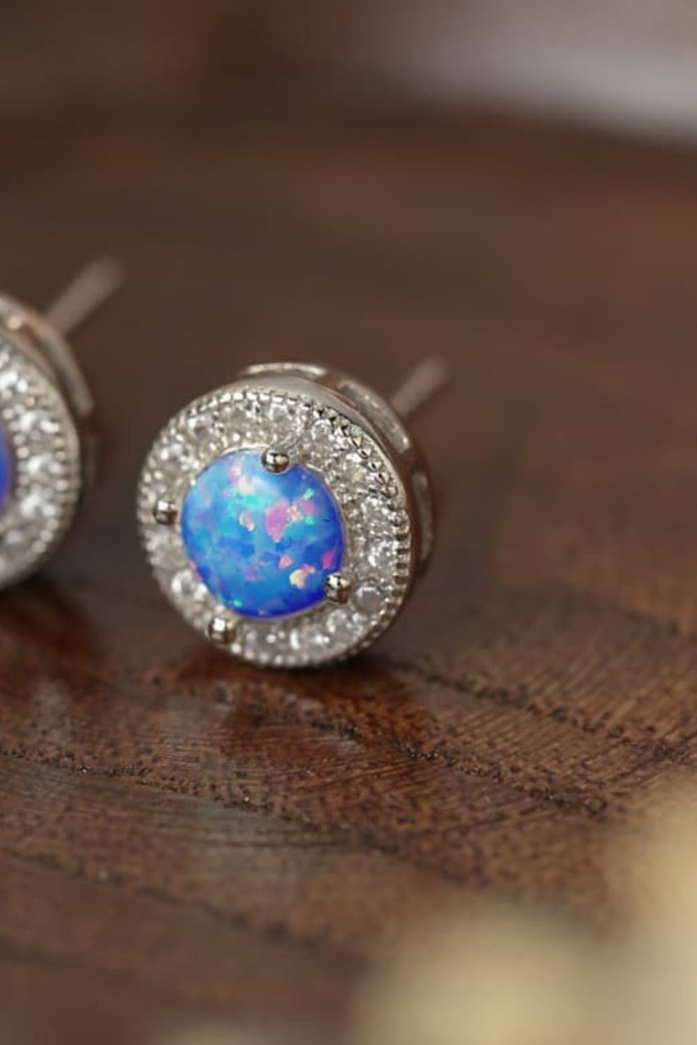 Opal 4-Prong Round Stud Earrings Print on any thing USA/STOD clothes