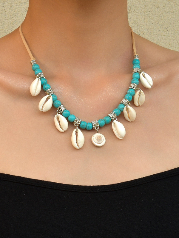 Bohemian shell pendant turquoise beaded velvet braided