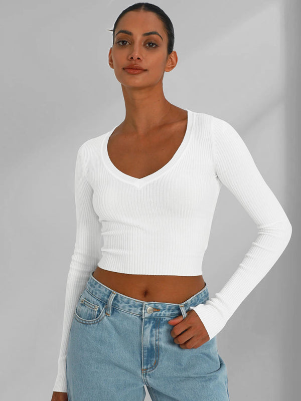 Elegant long-sleeved v-neck knitted top - White / S