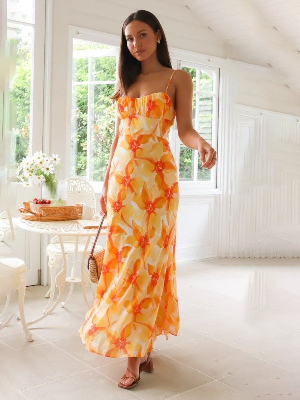 Fresh and sweet summer floral print backless midi dress