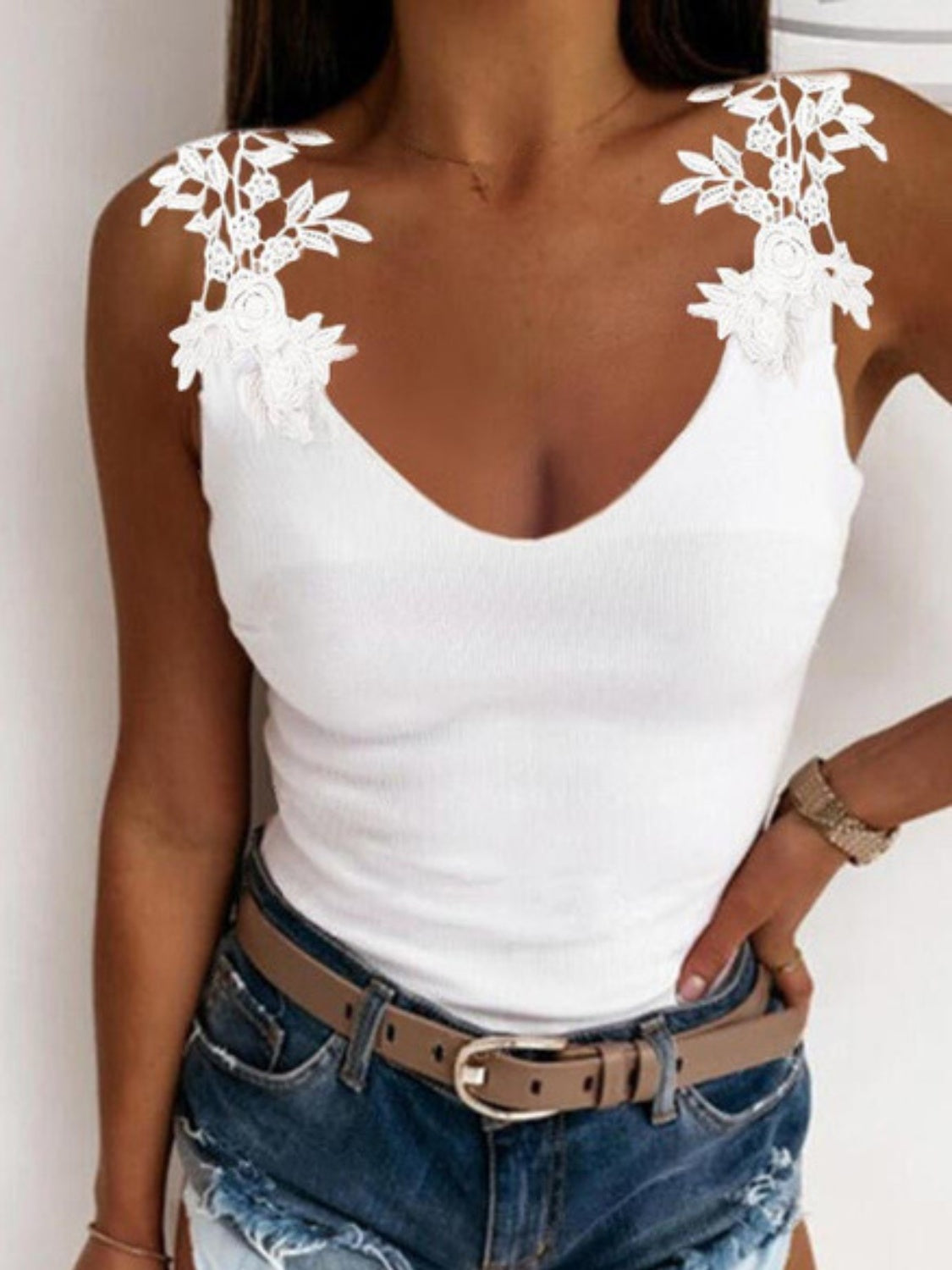 Full Size Lace Detail Scoop Neck Tank - White / S