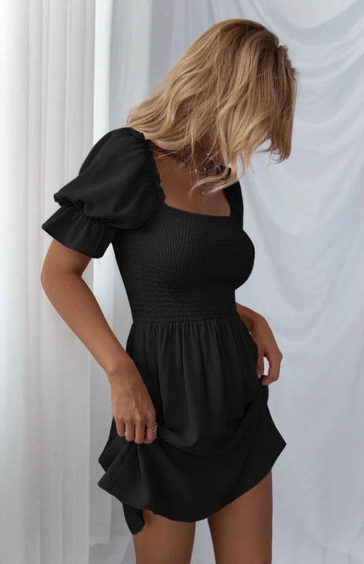 महिलाओं की पफ स्लीव छोटी आस्तीन वाली सॉलिड रंग की पोशाक