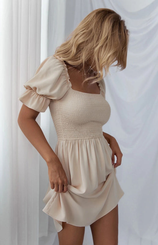 महिलाओं की पफ स्लीव छोटी आस्तीन वाली सॉलिड रंग की पोशाक