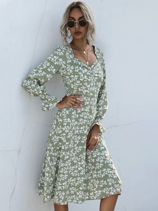 Long Sleeve V-Neck Pleated Cropped French Floral Dress