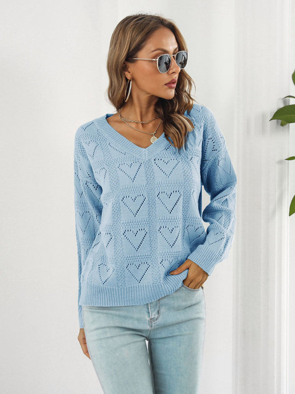 महिलाओं का कटआउट हार्ट प्लेड ड्रॉप-शोल्डर स्लीव स्वेटर