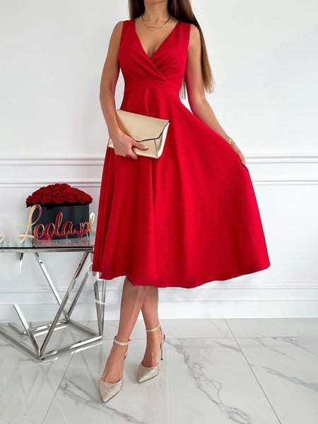 Elegant Solid Color V-Neck Gathered Swing Dress