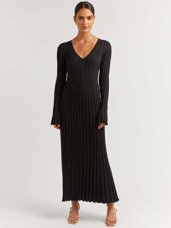 Women's long bell sleeve slim fit knitted dress