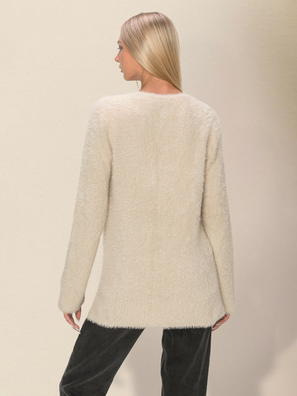 महिलाओं का कैज़ुअल ढीला वी-गर्दन स्वेटर