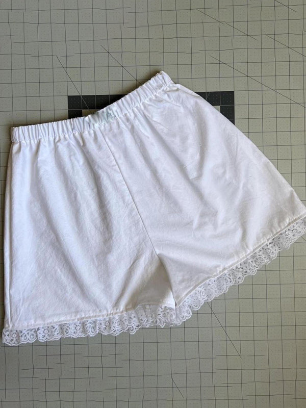 Lace splicing printed thin shorts