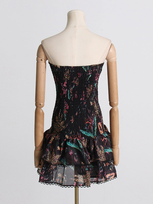Elegant printed halterneck design slim-fitting short dress