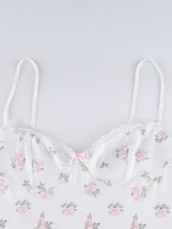Floral contrasting lace stitching low-cut suspender-covering sleepwear
