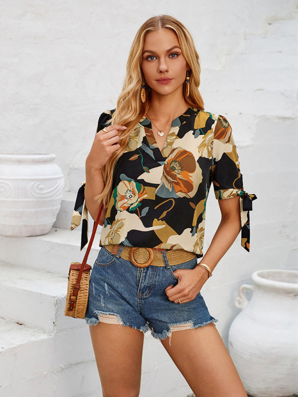 Floral printed casual V-neck knotted top