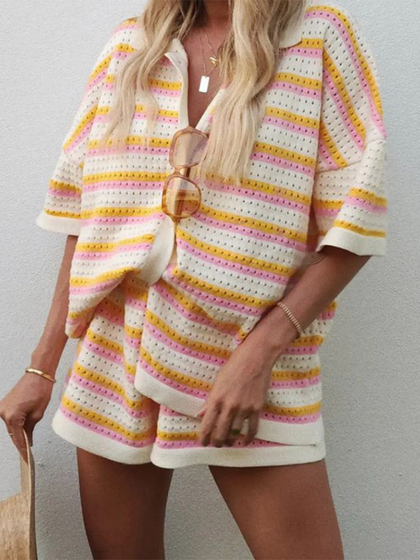 Contrasting color short-sleeved top and shorts set