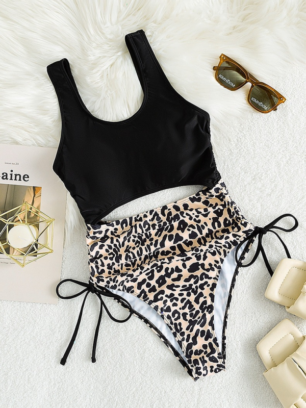 Leopard print U-shaped strappy one-piece swimsuit