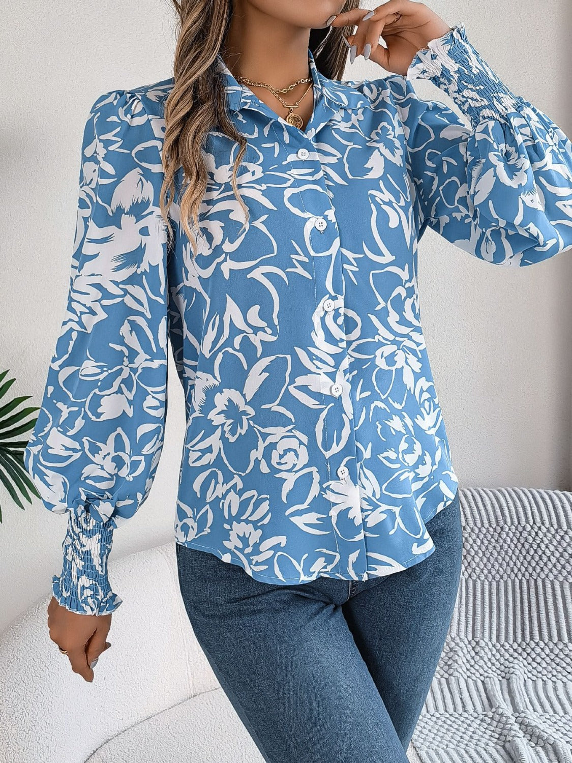 Printed Collared Neck Lantern Sleeve Shirt