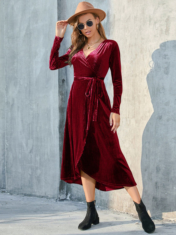 Slit strappy gold velvet mid-length dress - Red / S