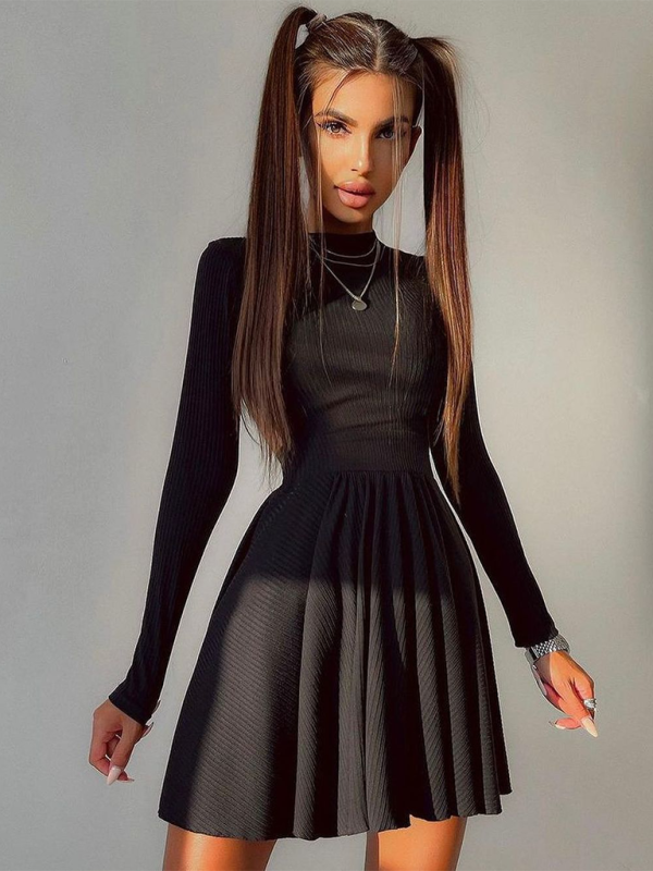 Solid Color Round Neck Hollow Back A-Line Long Sleeve Dress