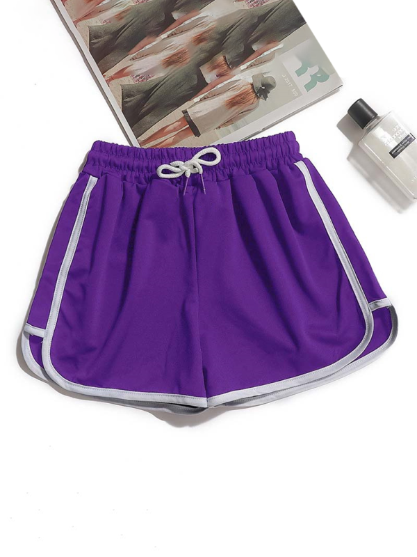 Sports style three-quarter shorts - Purple / S